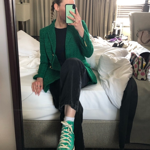 selling this zara blazer 💚 - Picture 5 of 5